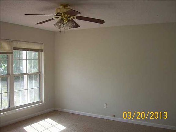 5th image of 260 Woodmont Dr
