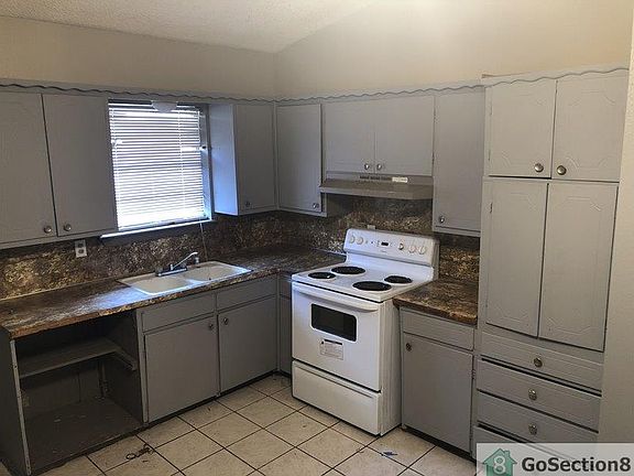 2nd image of 5100 East Ave