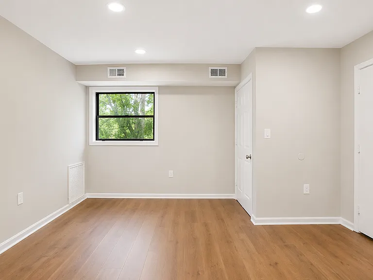 3275 15th Pl SE #101 — Photo 11