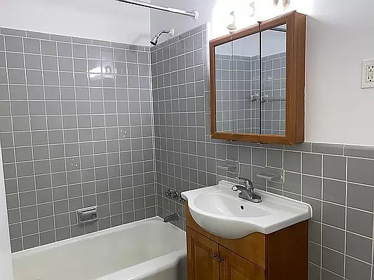 5th image of 102-30 Queens Blvd #3A