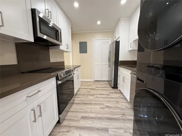 98-809 Kaonohi St #26, Aiea, HI 96701