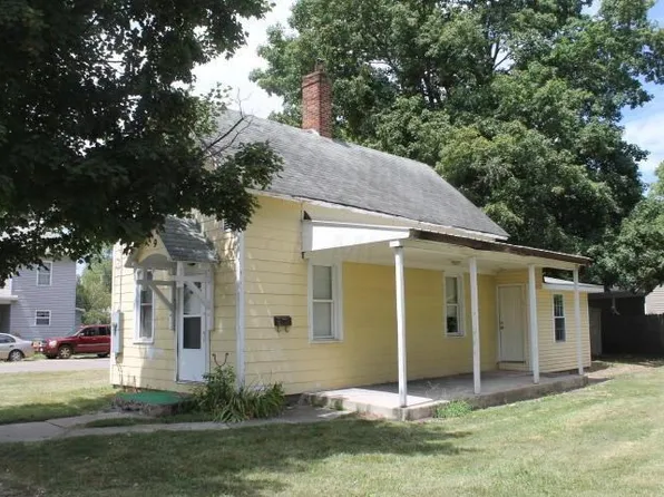 9 Walnut St, Mount Vernon, OH 43050