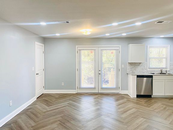 3rd image of 3328 Hillis Road