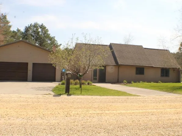 67561 151st Ave, Wabasha, MN 55981