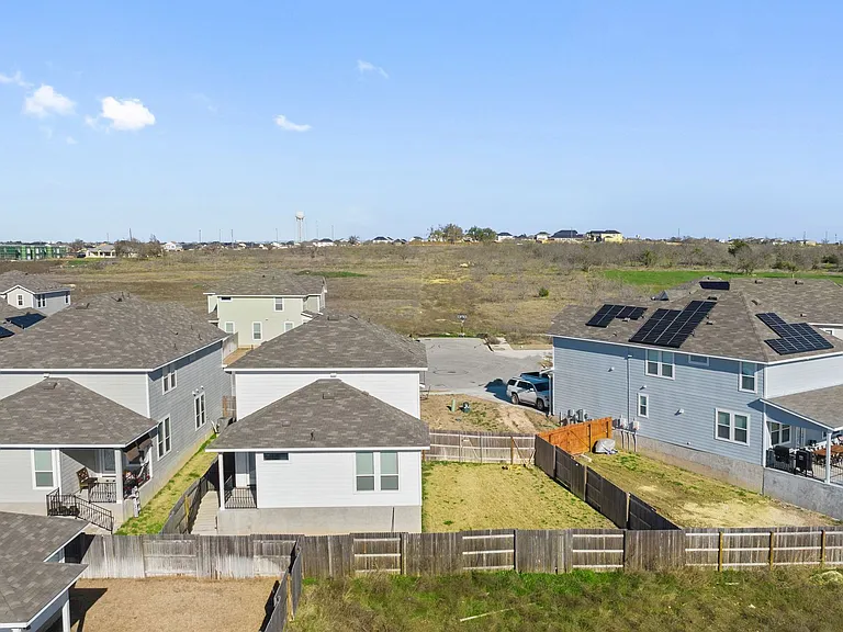 408 Black Opal Dr — Photo 54