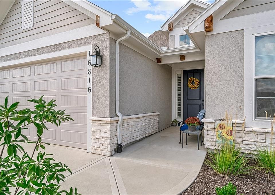 16816 S Heatherwood St, Olathe, KS 66062 Zillow