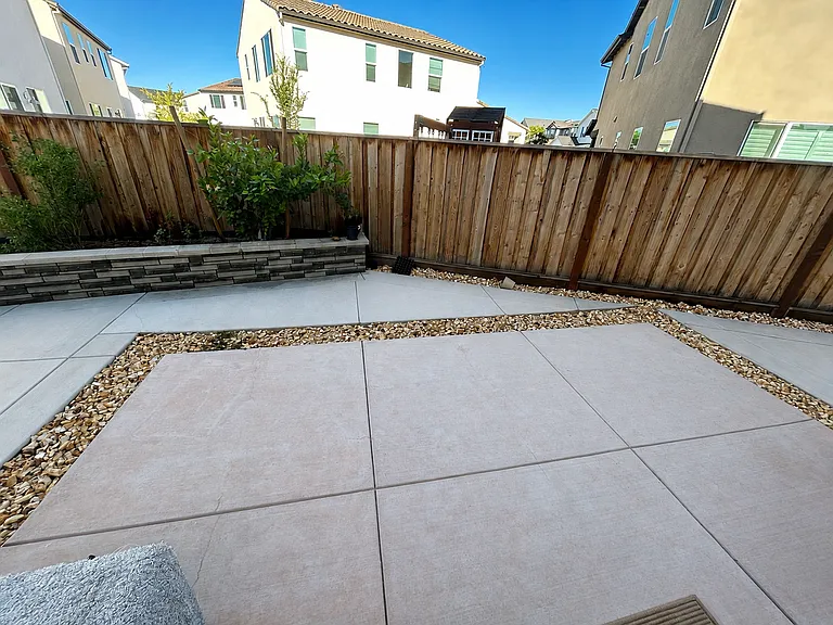 1889 Gordon Hammond Pl — Photo 25