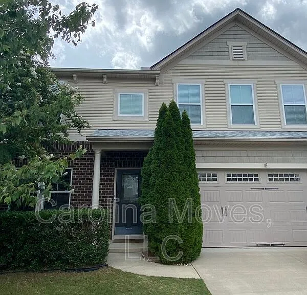 204 Barbours Ln — Photo 1