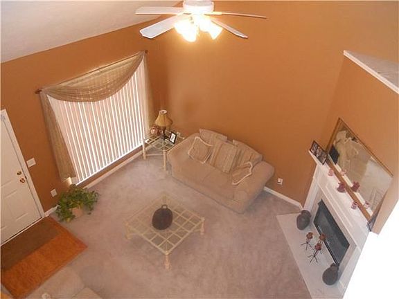 4th image of 57 Kendall Park Dr