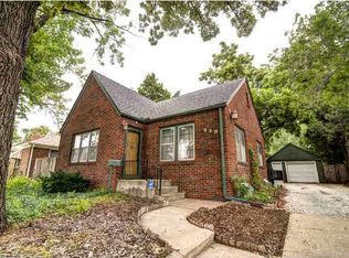 930 S Hillside St, Wichita, KS 67211