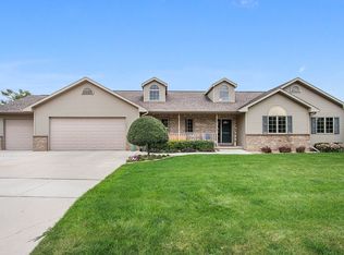 1054 Golfview Dr, BRILLION, WI 54110