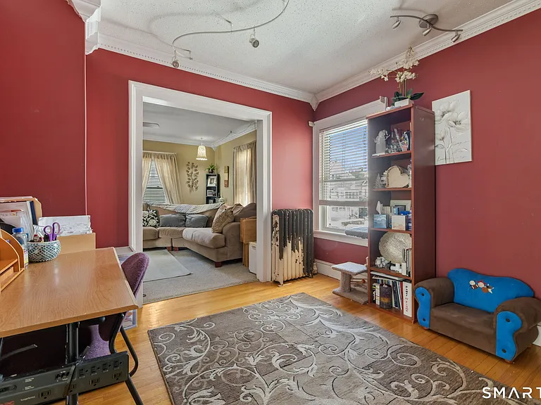 27 Windsor Ave #2 — Photo 9