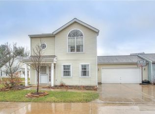 7174 Lexington Ct, Northfield, OH