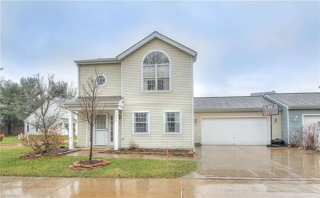 7174 Lexington Ct photo 1