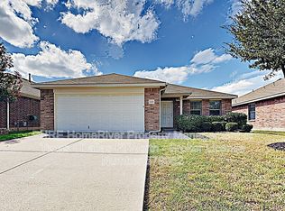 4208 Highgate Rd, Fort Worth, TX 76244