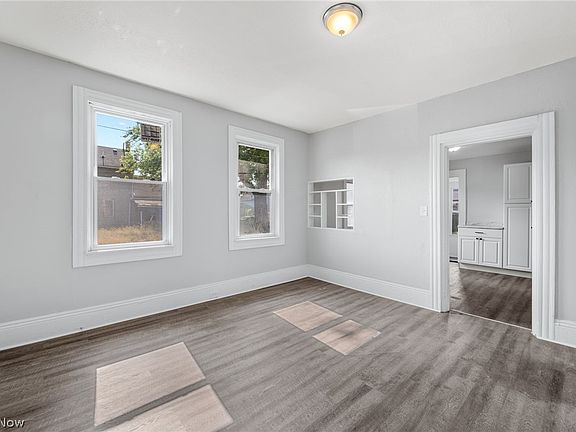 5th image of 1735 Buhrer Ave