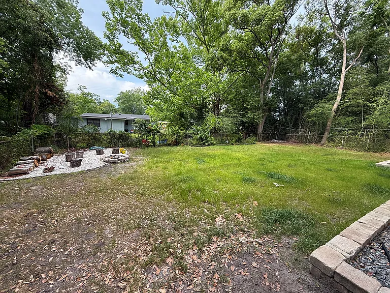 4649 Suray Ave — Photo 7