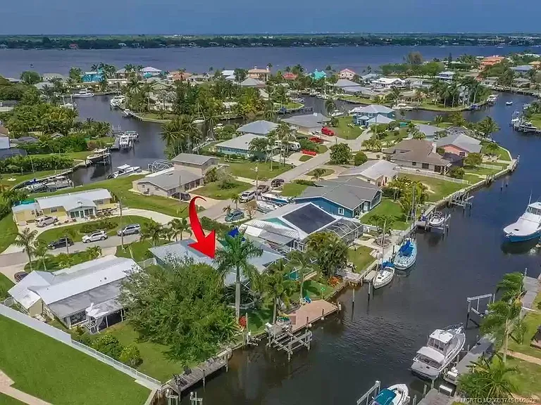 1744 SW Boatswain Pl — Photo 42