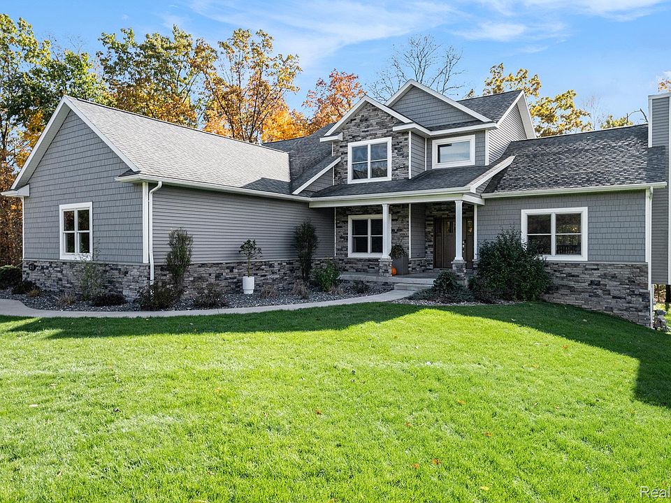 1st image of 1281 Victoria Ln