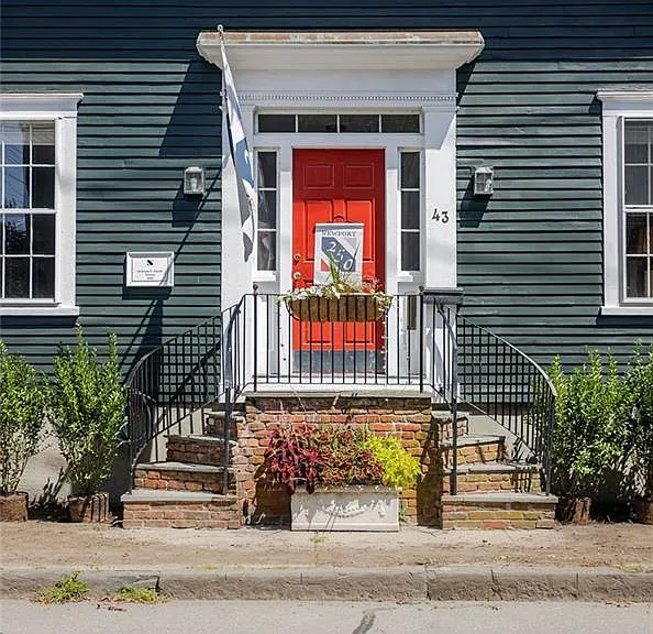 43 Poplar St — Photo 1