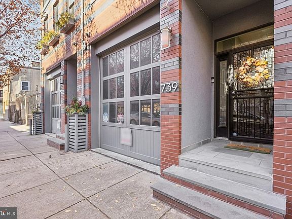 3rd image of 739 Bainbridge St