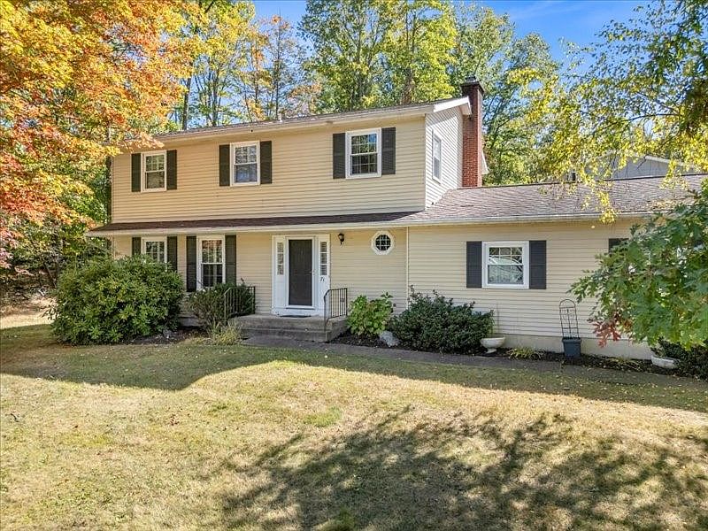1st image of 71 Elmwood Dr