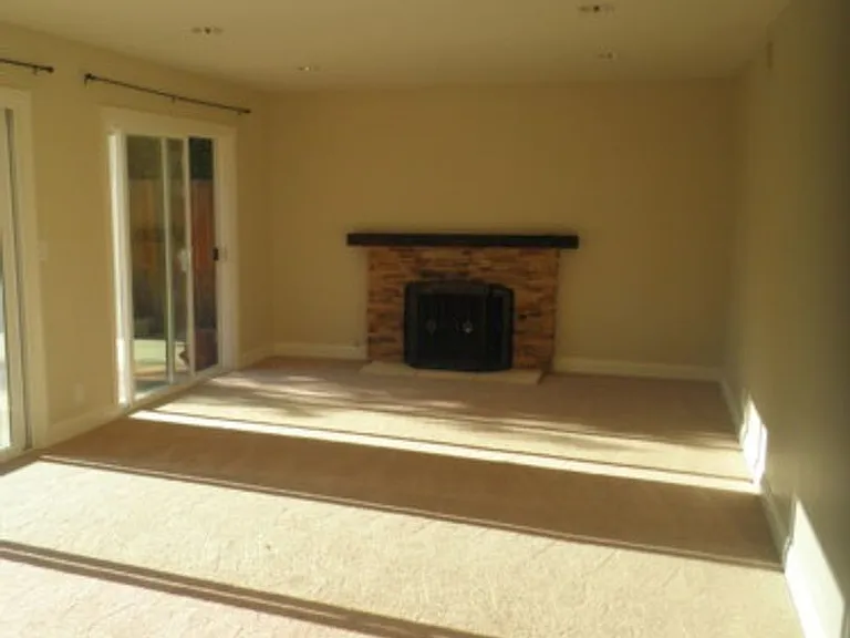 3094 Bernadine St — Photo 3