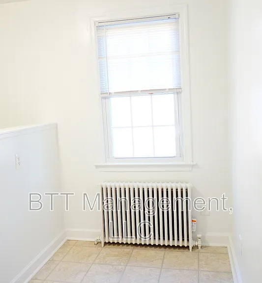 8107 Greenwood Ave #2 — Photo 14