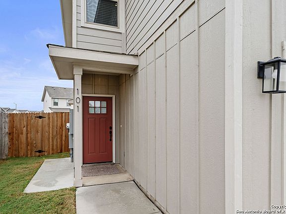 5th image of 7615 Gramercy Way