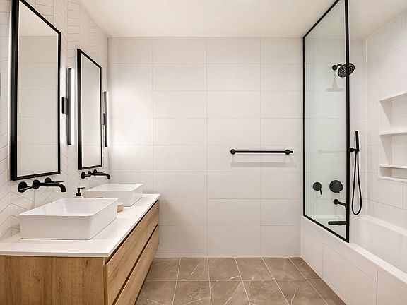 5th image of 1080 Lorimer St #2B