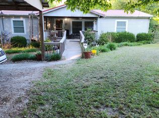 40 Prince Ln, Temple, GA 30179