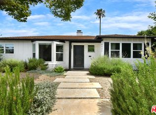 4440 Irvine Ave, North Hollywood, CA 91602