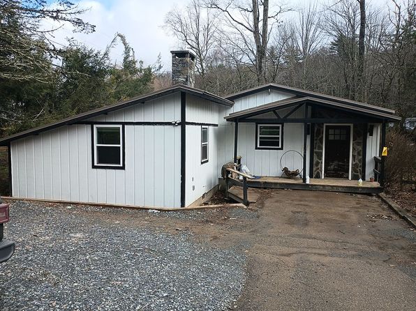 300 River Rd