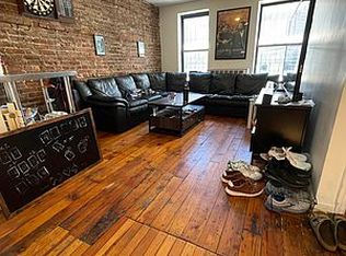 276 S 5th St APT 4A, Brooklyn, NY 11211