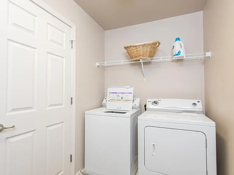 Preserve at Autumn Ridge Apartments — Photo 10