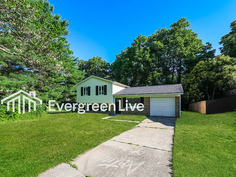 6442 Rosetta Dr — Photo 2