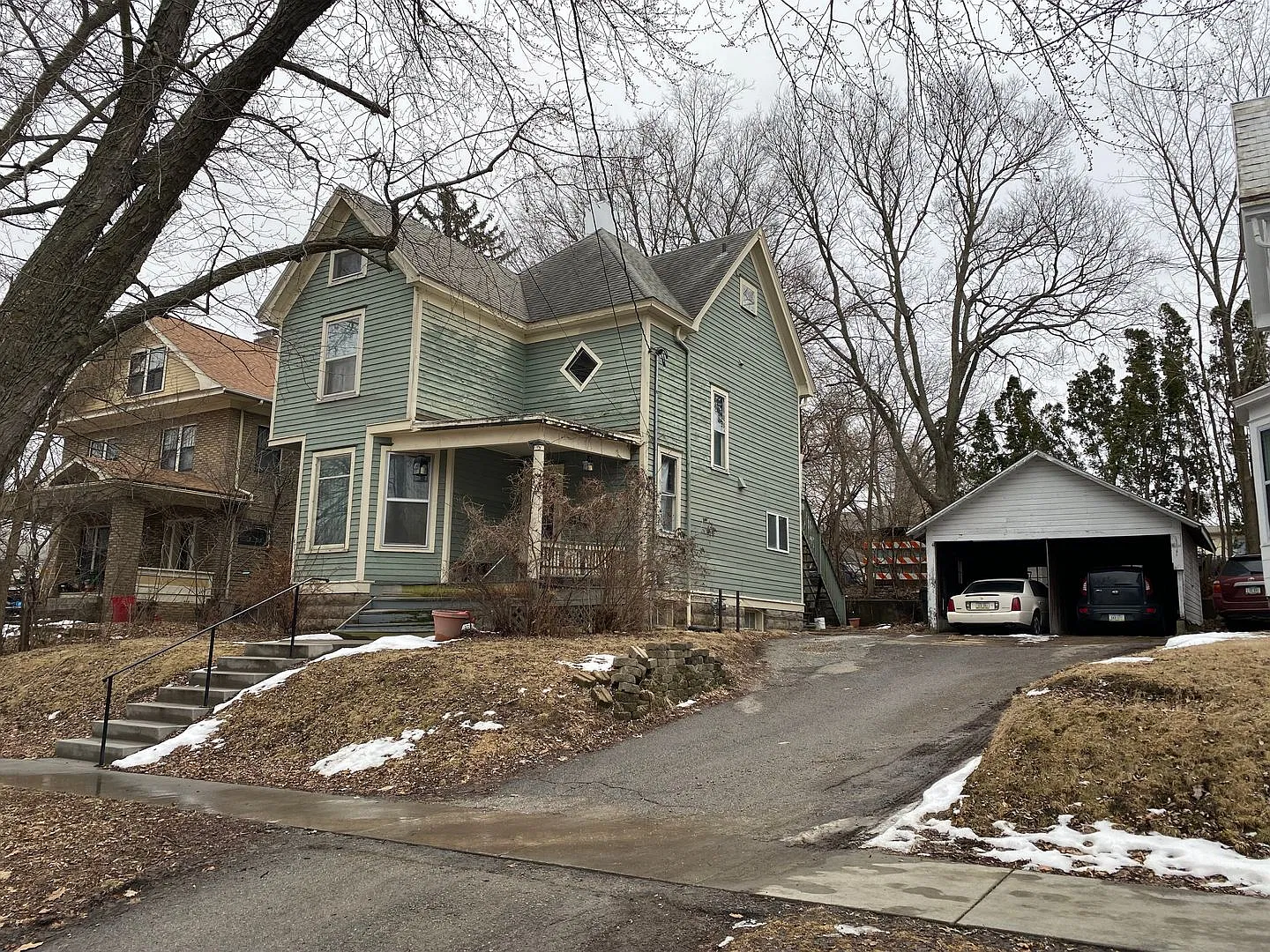 $1,900 | 4 Bedroom, 2 Bathroom | Cat Friendly* | Available for August 1st, 2027 Move In! — Photo 1
