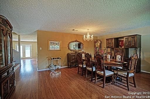 4th image of 9034 N FABENS