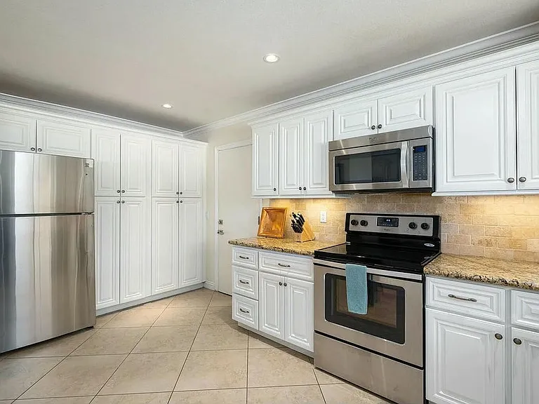 46890 Highland Palms Dr — Photo 23