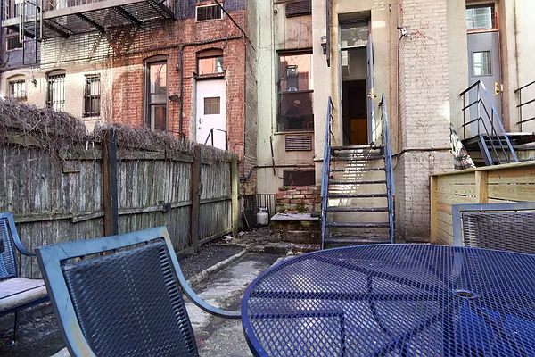 Rented by Eric Goodman Realty Corp | media 12