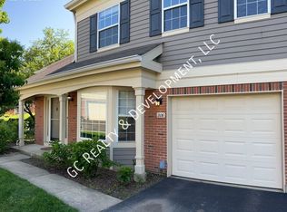 206 Cold Spring Ct, Palatine, IL 60067