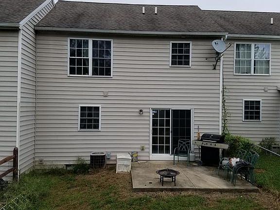 2nd image of 62 Vickilee Dr