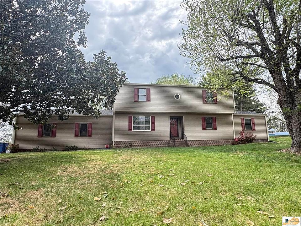 1st image of 102 Fox Hollow Rd