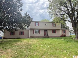 102 Fox Hollow Rd, Glasgow, KY 42141