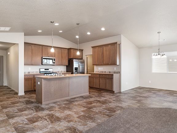 4th image of 13104 W Tower Ave
