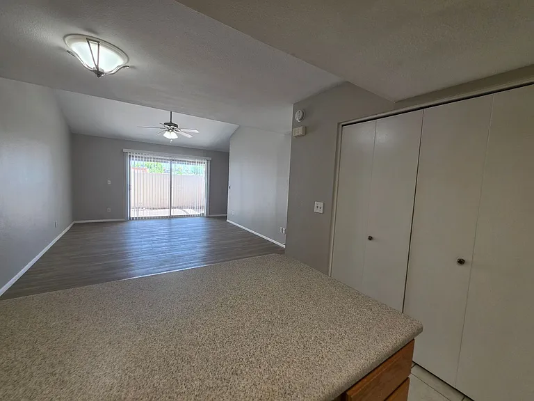 2149 E 10th St #2 — Photo 8