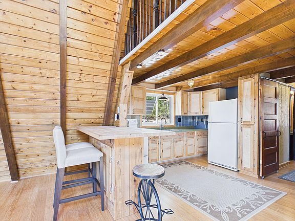 3rd image of 7041 County Road A