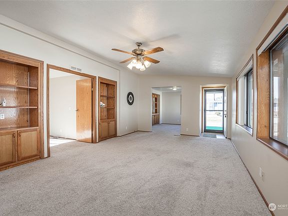 4th image of 1402 22nd Street NE #544