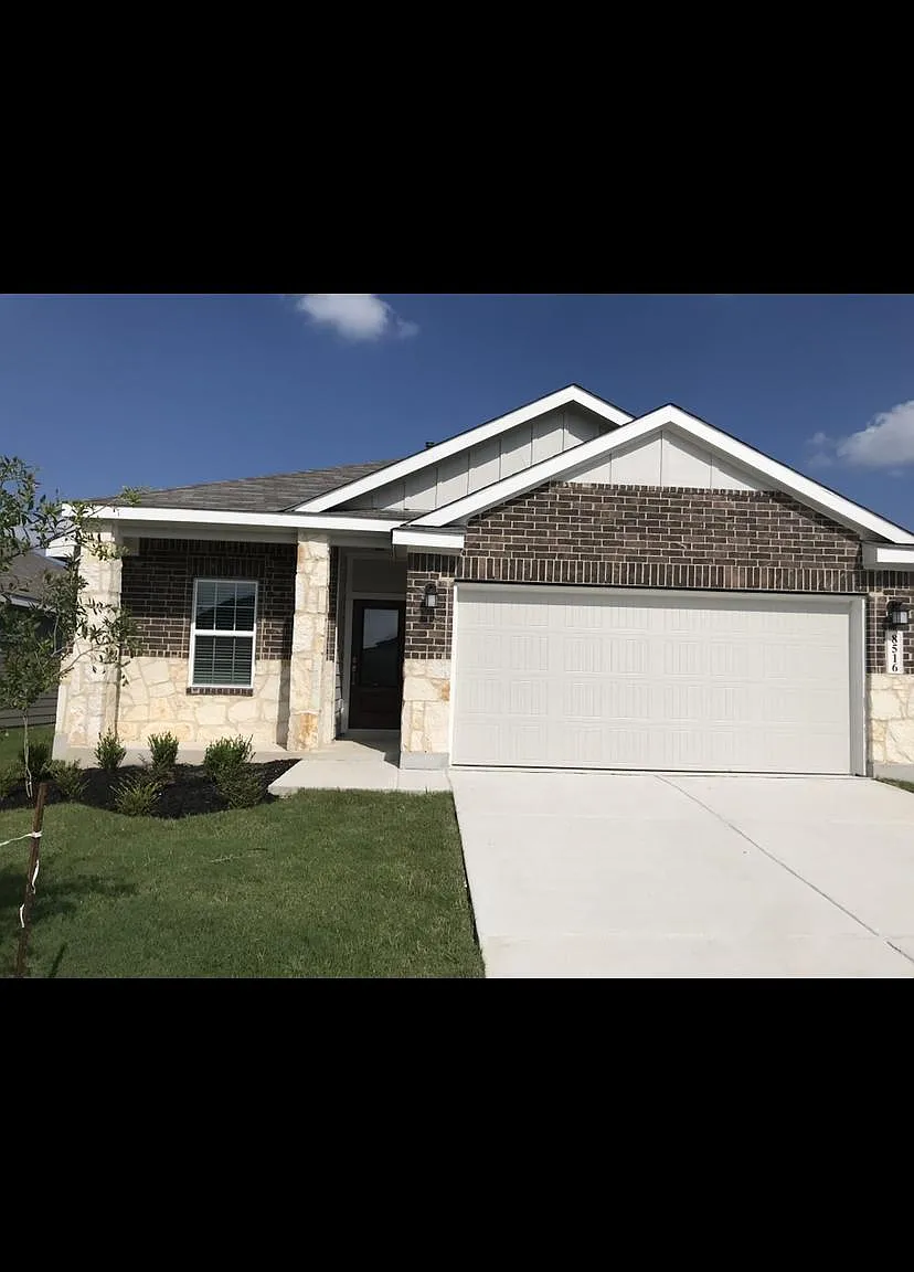 3 bed, 1645 sqft, $2,050 — Photo 1