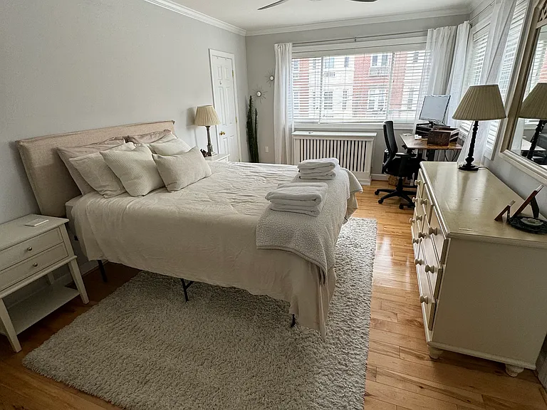 1420 Clifton St NW #205 — Photo 6